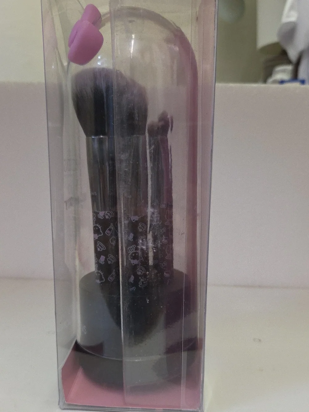 Impressions Hello Kitty Pink and Black Brush Set